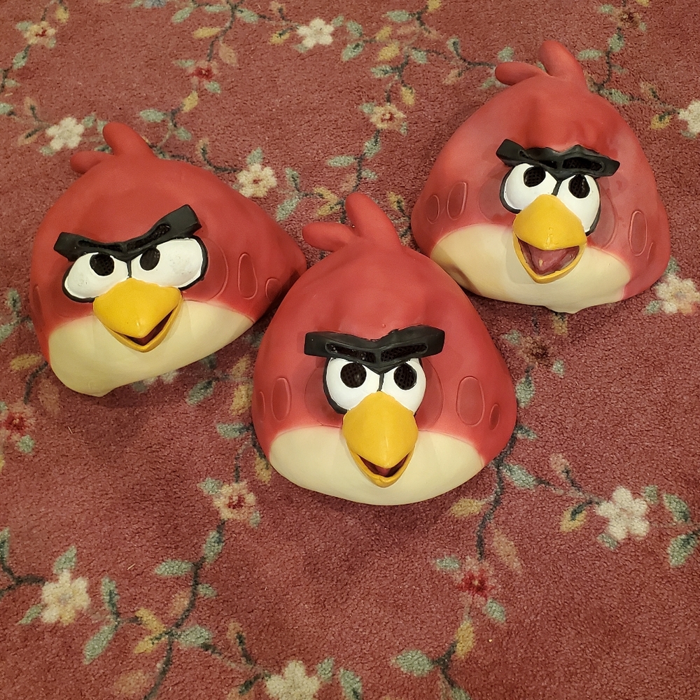 Angry Bird Mask - Picture 2 of 3